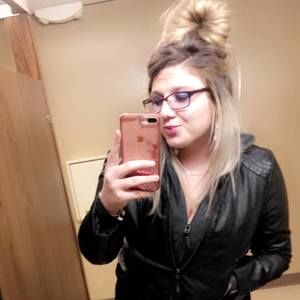 Meet your Posher, Alyssa